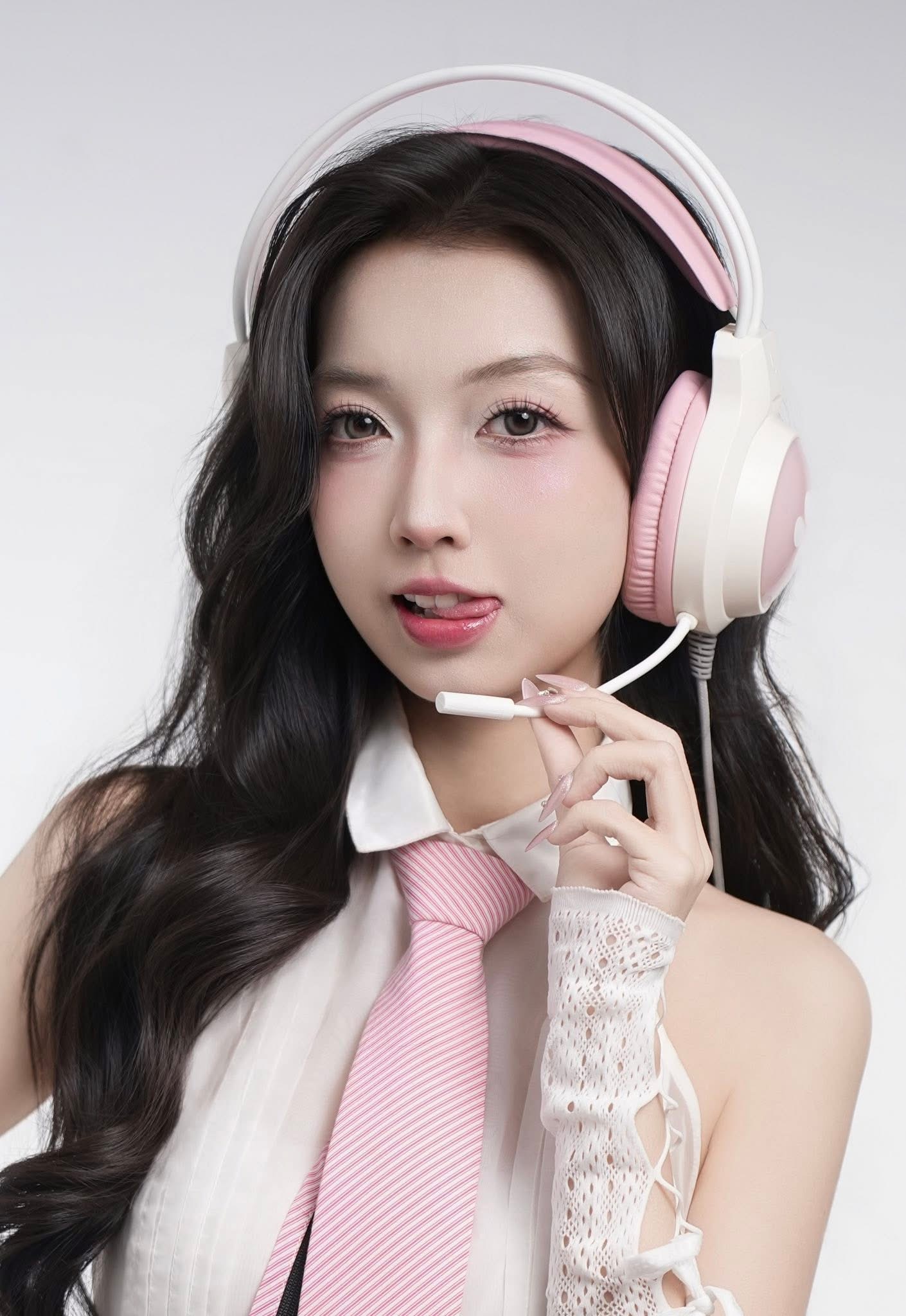 MC Hoài An at LCP 2026