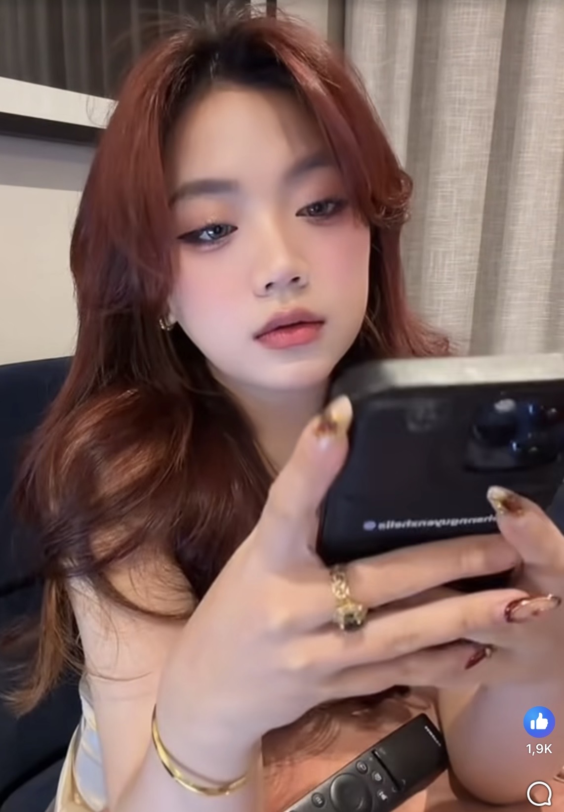 Bảo Hân Helia reaction