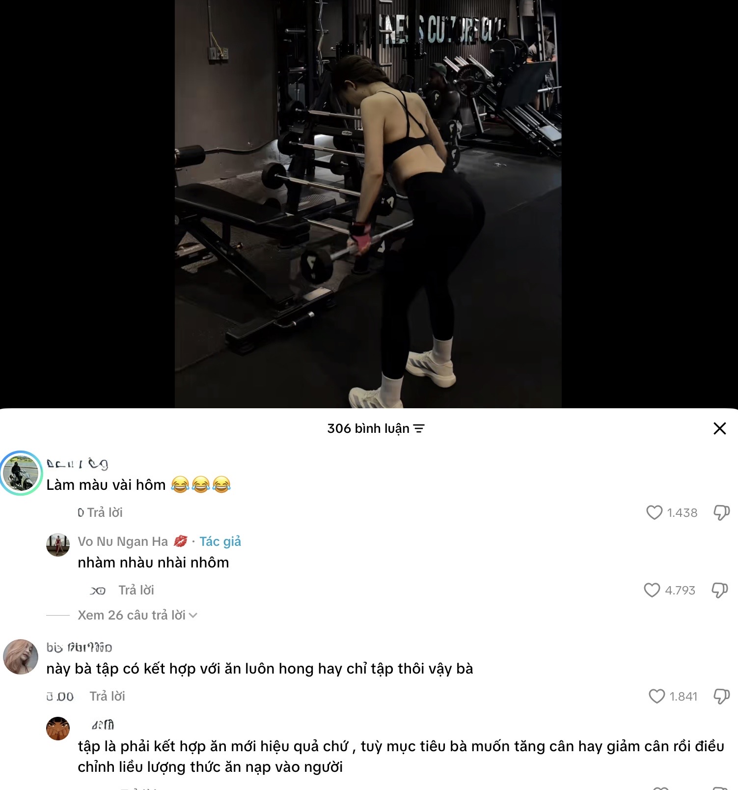 Hà Môi responding to comments