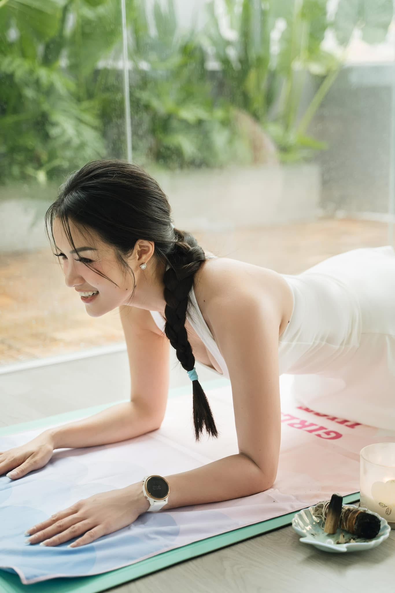 Thuy Top’s Stunning Glow-Up After Leaving Showbiz 2 Thuy Top recent photo