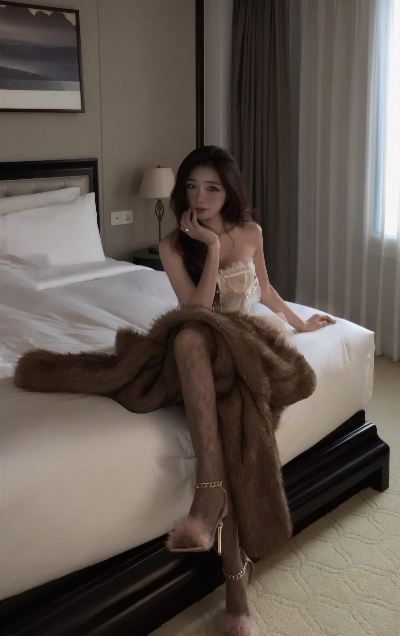 Khanh Linh fashion statement