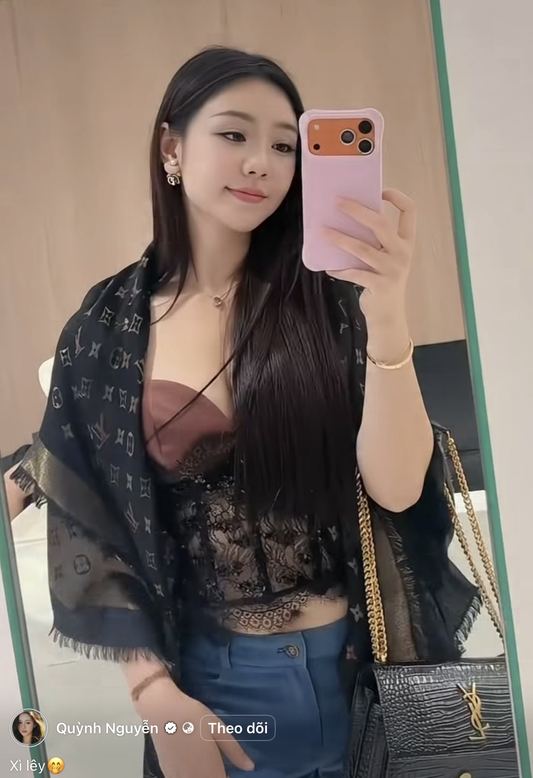 Quỳnh Kool's charming smile