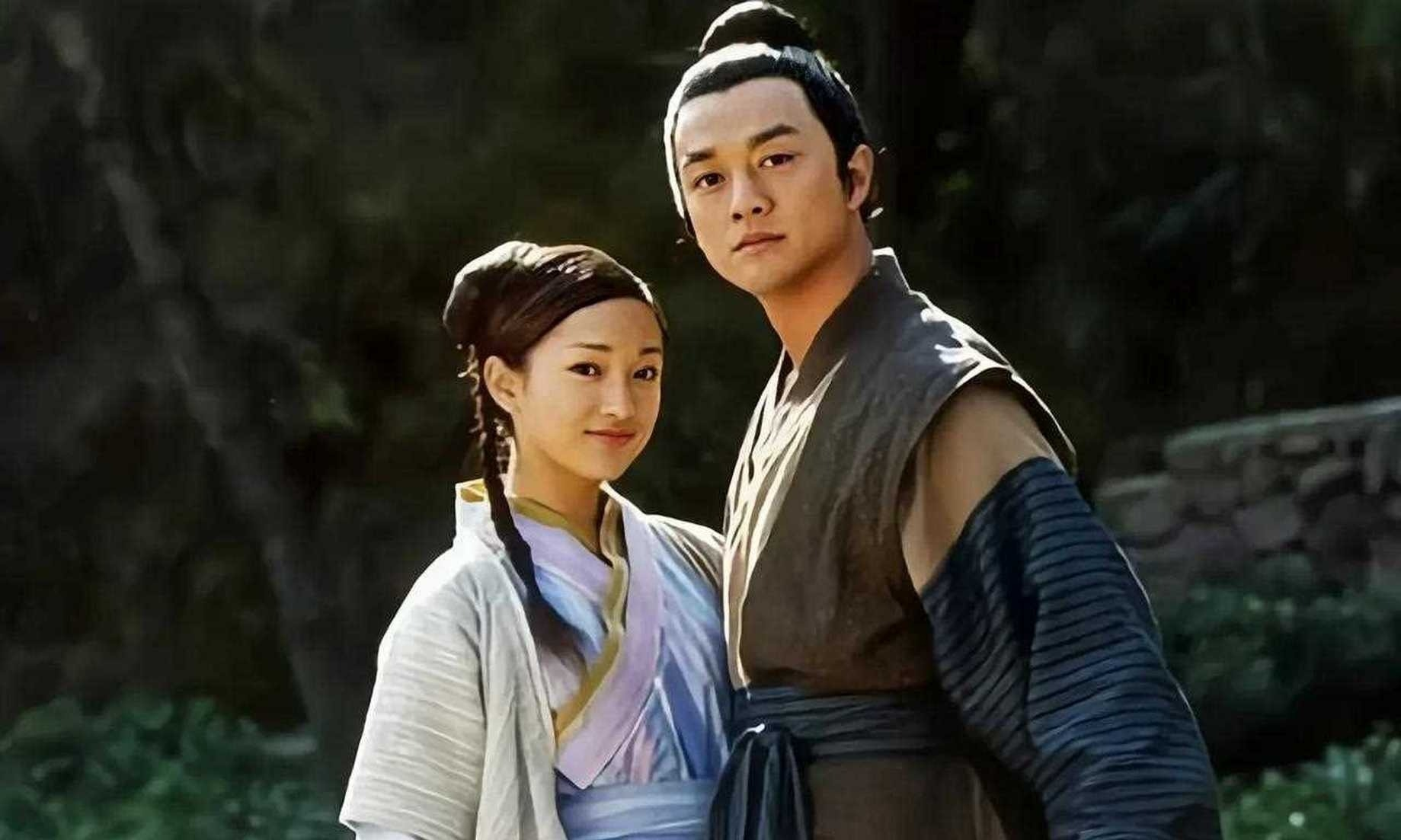 Why Guo Jing Fights Hundreds Easily While Xiao Feng Struggles 1 Xiao Feng and Guo Jing in battle