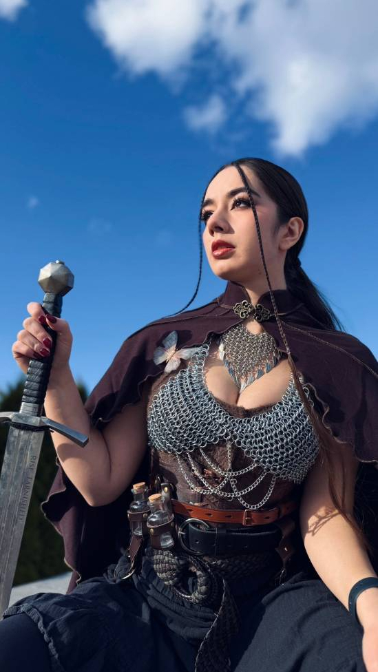 MissMikkaa cosplay pose