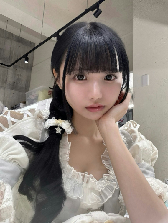Hot Girl Miru Opens Up About Fan Harassment and Mental Struggles 1 Hot girl Miru looking distressed