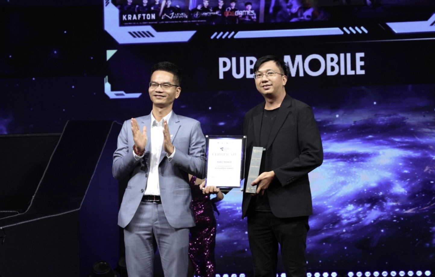 PUBG Mobile Wins Big at Vietnam GameVerse 2026 Esports Awards 5 Esports players celebrating victory