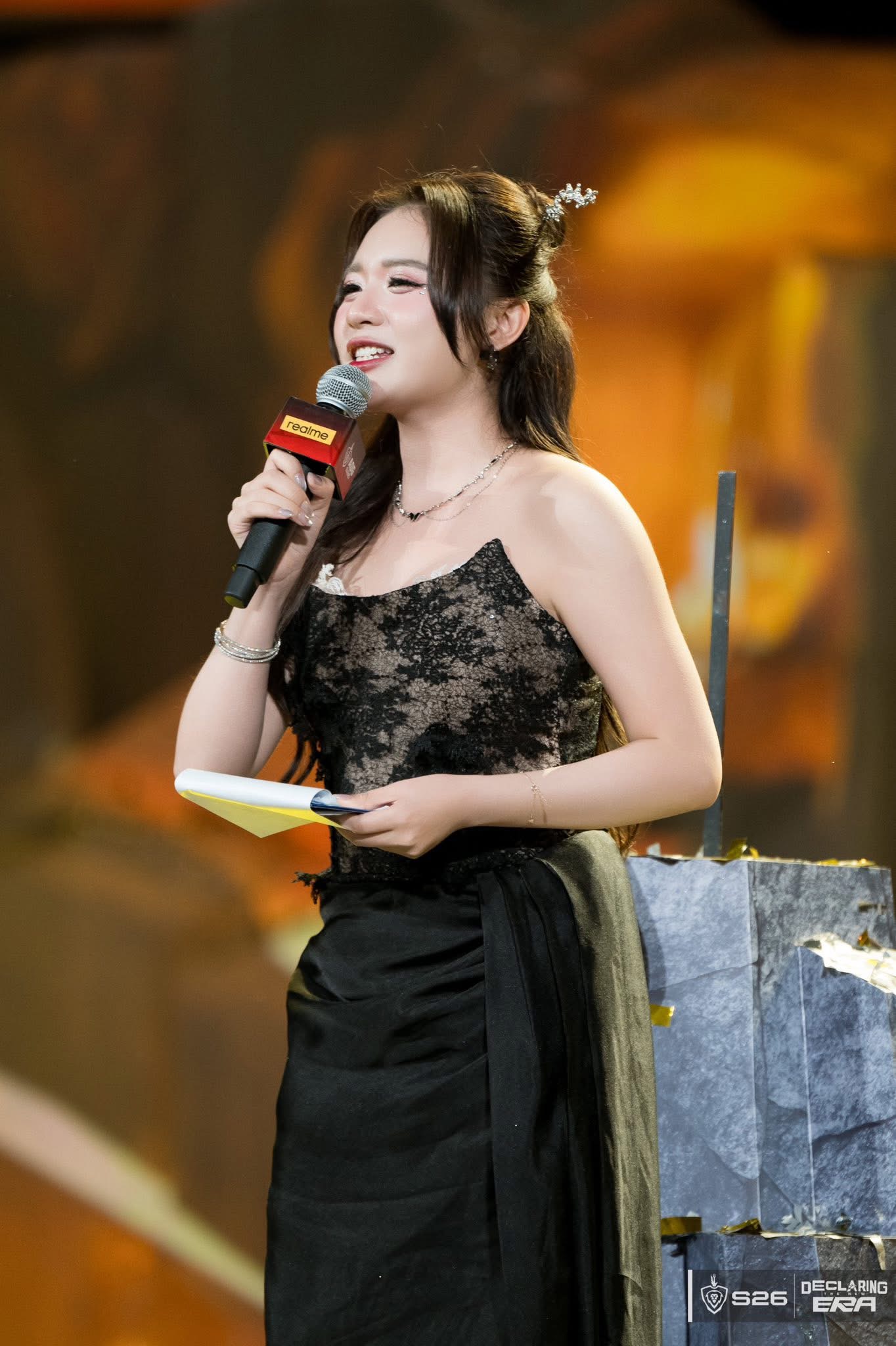 Phuong Thao facing criticism on social media