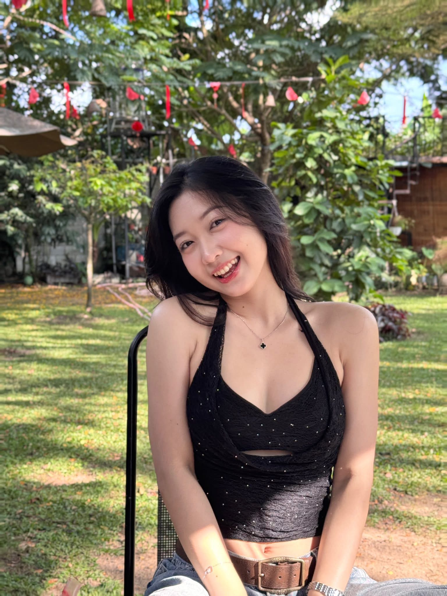 Hà Phi Yến’s Smile Steals the Spotlight Without a Bikini 2 Close-up of Hà Phi Yến’s cheerful smile