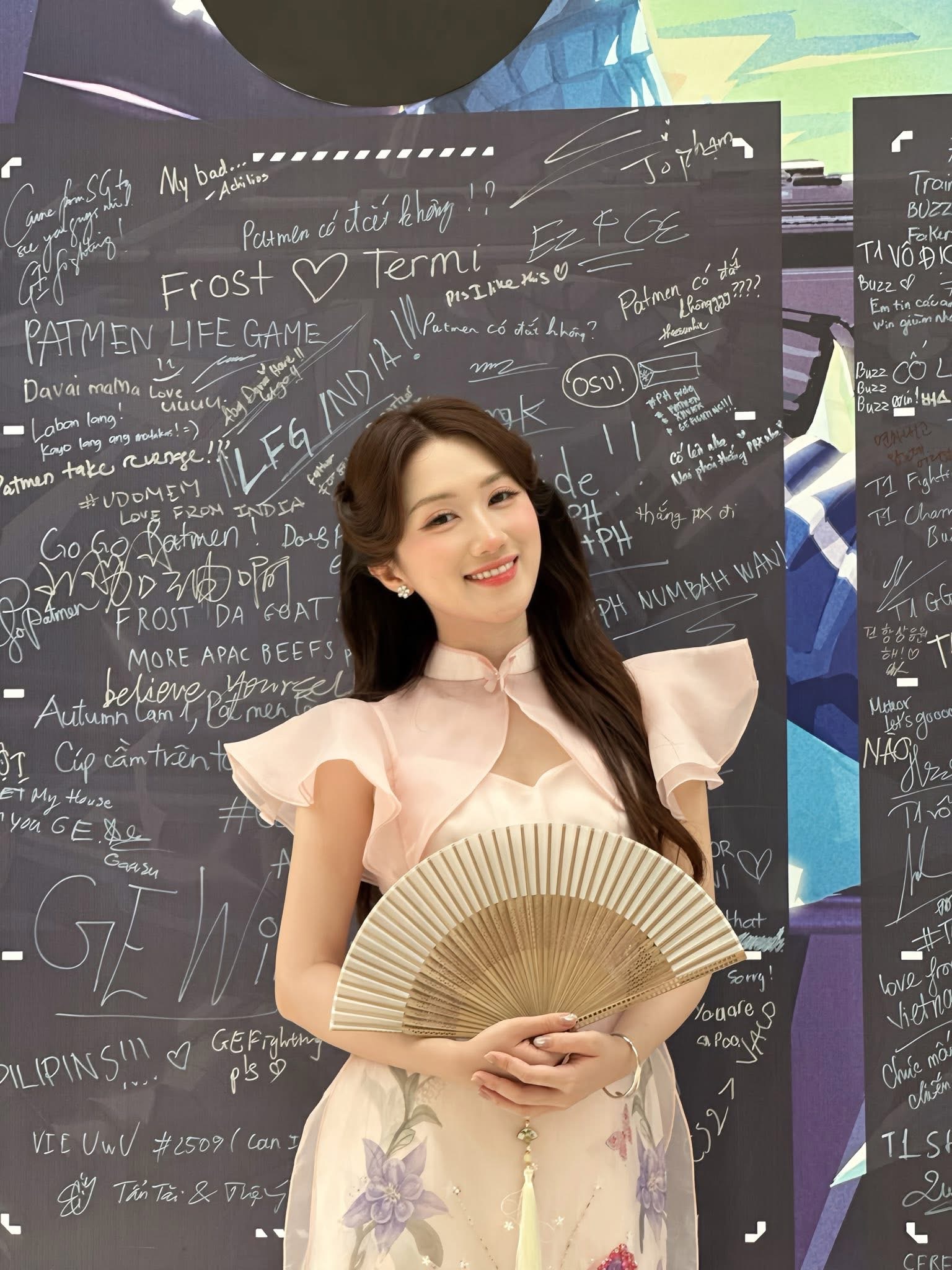 MC Linh Nắng Stuns as Red Viper at VCT Pacific Return 6 Linh Nắng hosting VCT Pacific