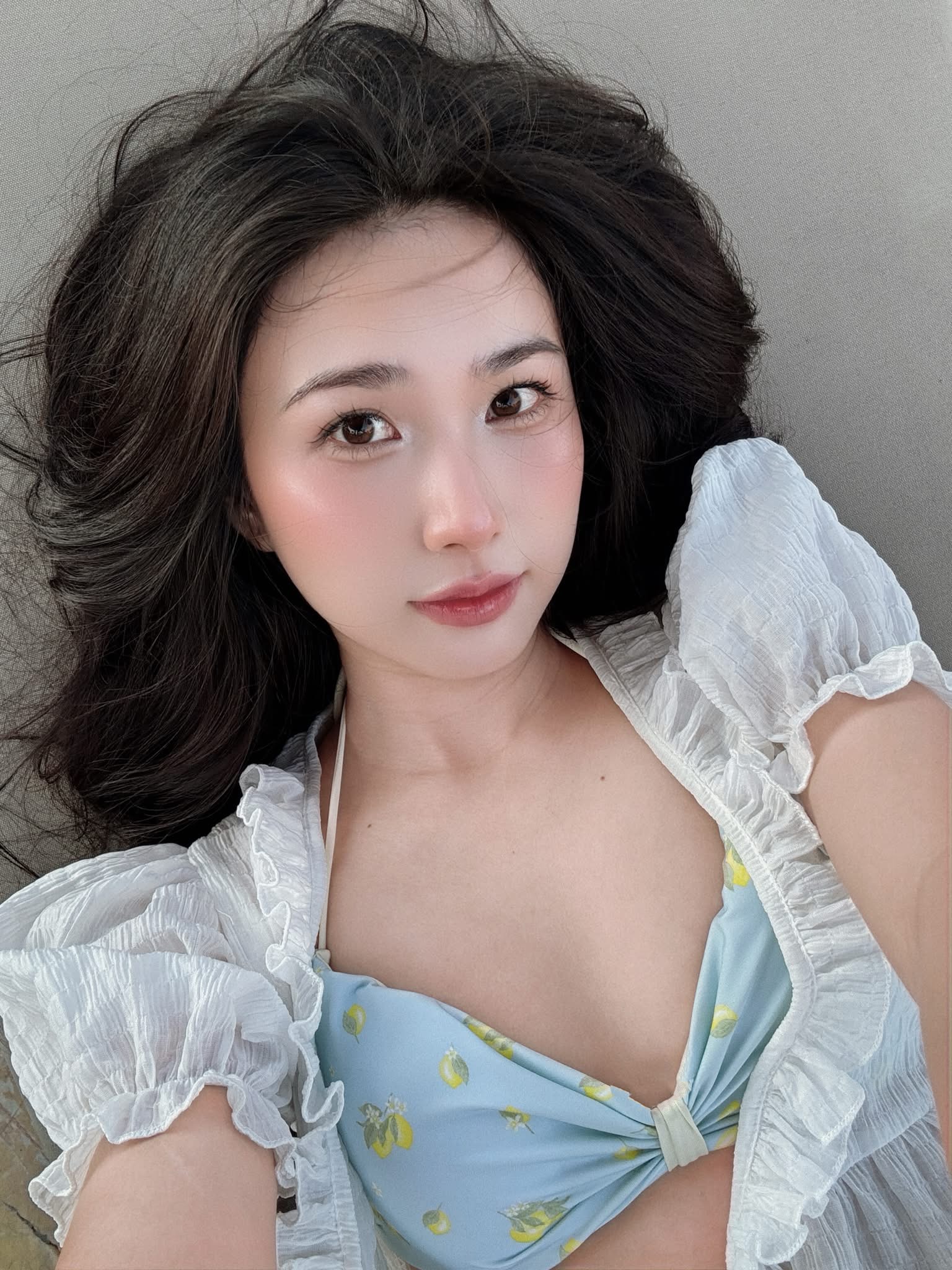 Thanh Mèo glowing in nature