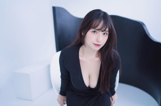 Apin confident in her appearance