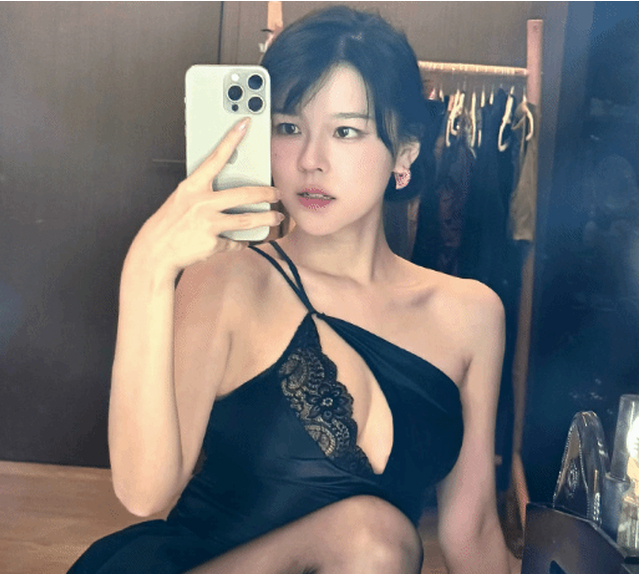 Streamer Mozi Breaks Up Over Boyfriend's Smoking Habit 5 Mozi health concern