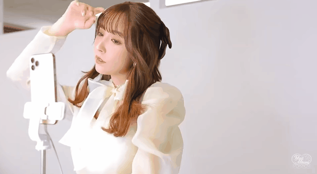 Yua Mikami Shares How She Films Her Viral TikToks, Admits It’s Tough Work 4 Yua Mikami TikTok filming moments