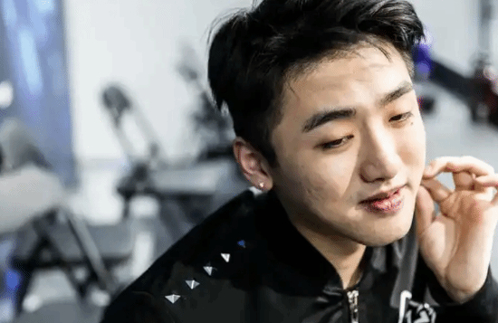 Ex-Pro LoL Player Banned for Creepy Live Stream Prank 2 img8616 100920 1780471546004 17804715465931607015752