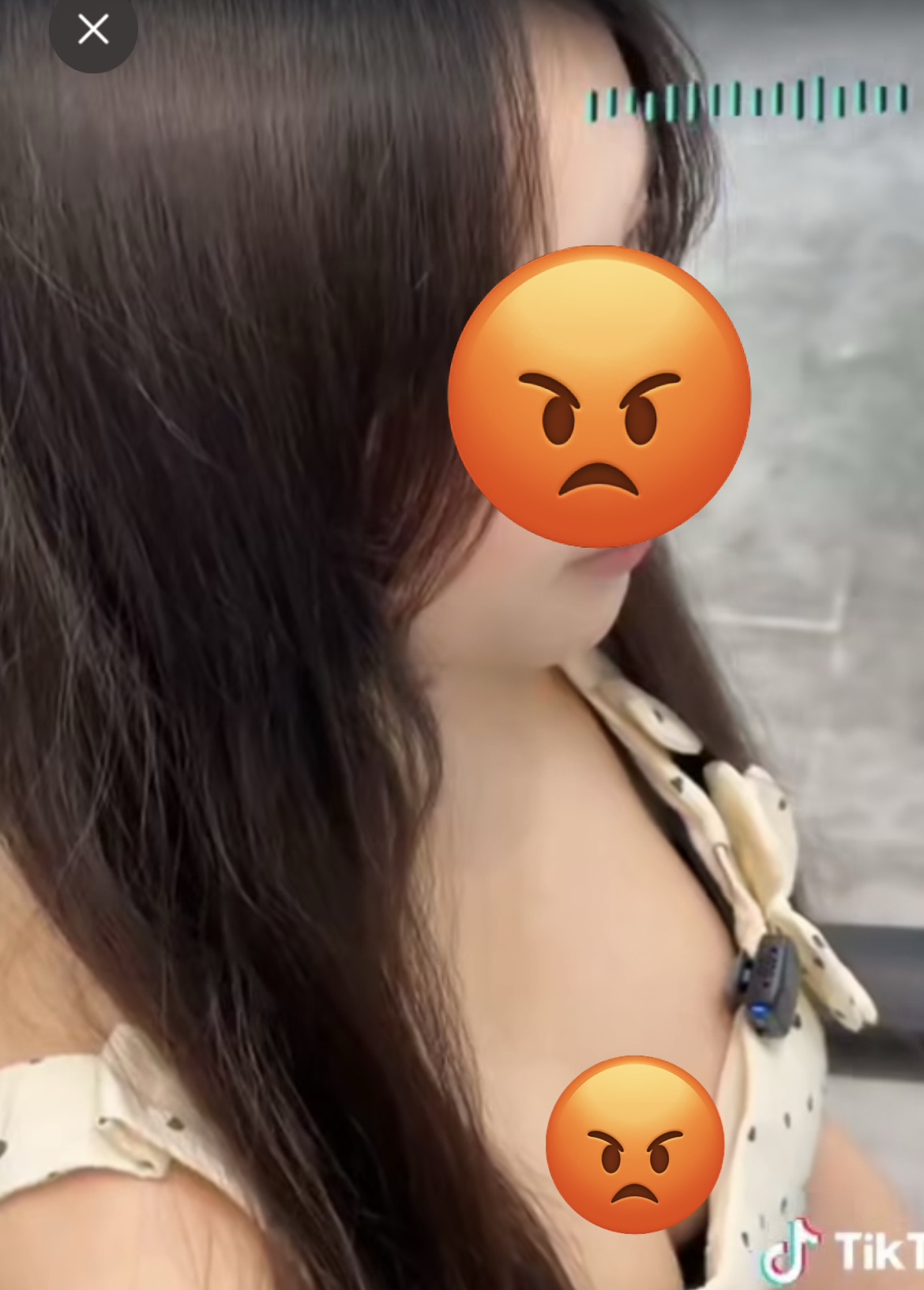 Hair Salon Sparks Backlash Over Harassing Content 1 img8682 1780699732759 17806997328781151929858
