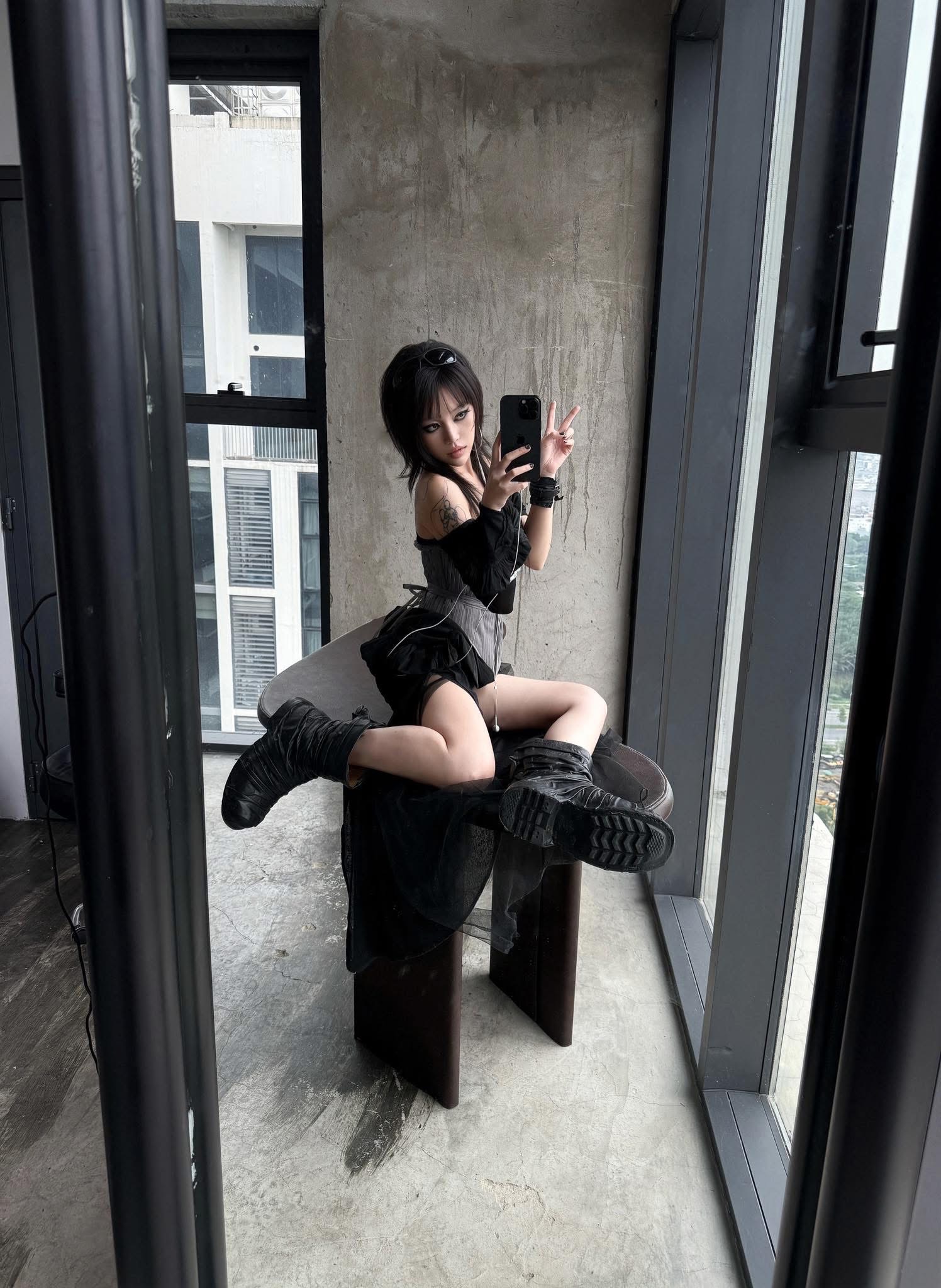 Linh Ngọc Đàm and MisThy’s Stunning New Looks and Lives 5 Linh Ngọc Đàm fashion look 2