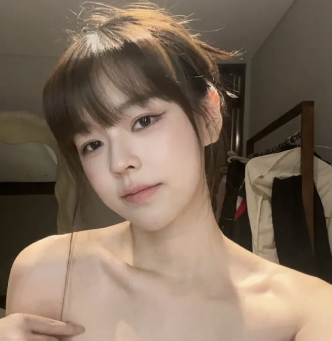Streamer Kuang Mogo Questions View Counts of Top Female Streamers 2 img8911 080525 1781178654199 17811786546641498752830