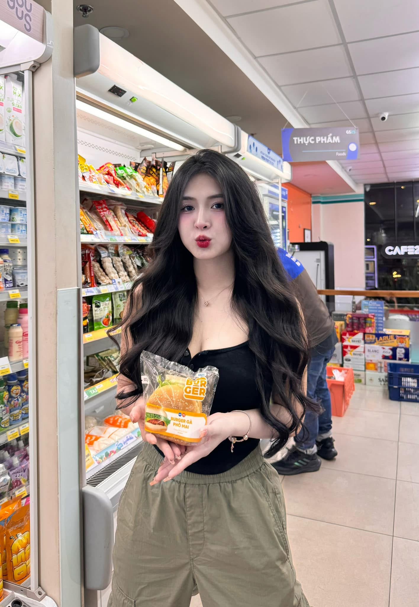 Quỳnh Alee's bold transformation