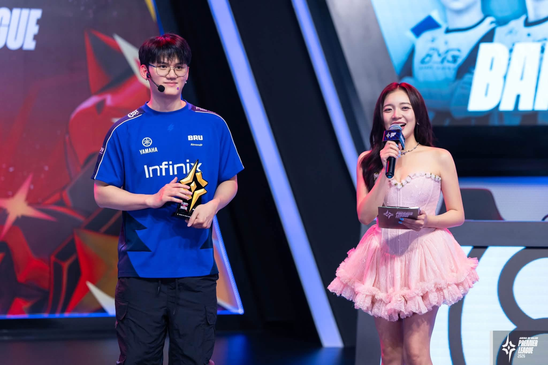 Fans joking about Phương Thảo's 'curse'