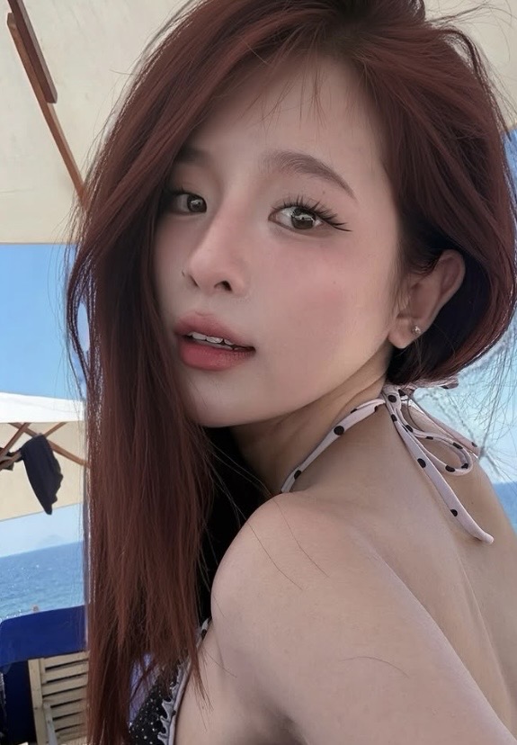 Ngoc Kem confident and fit