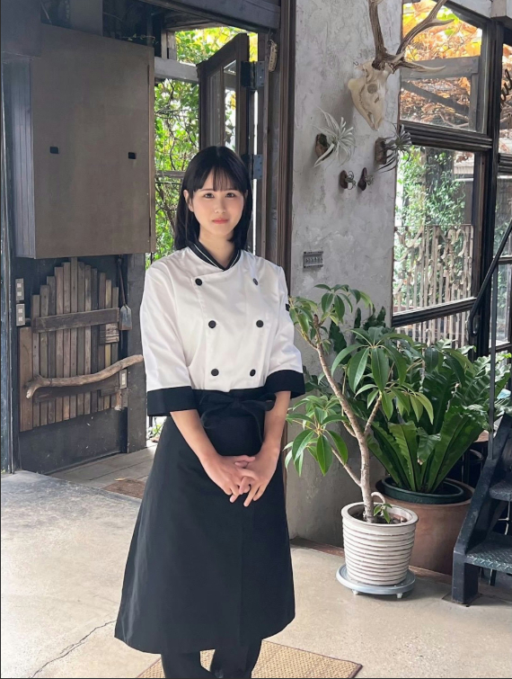 From Michelin Chef to Sensual Hot Girl: Yuki Nozomi’s Stunning Career Shift 1 Yuki Nozomi in chef attire