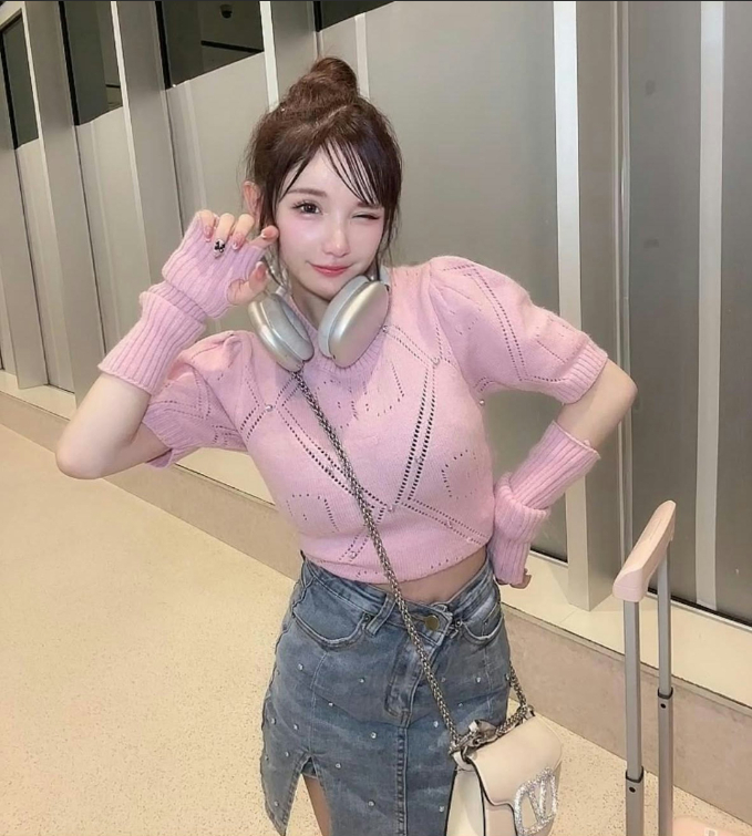 Japanese Influencer Spends $350K on Surgery, Shares Stunning Before and After 2 Hirase Airi after plastic surgery