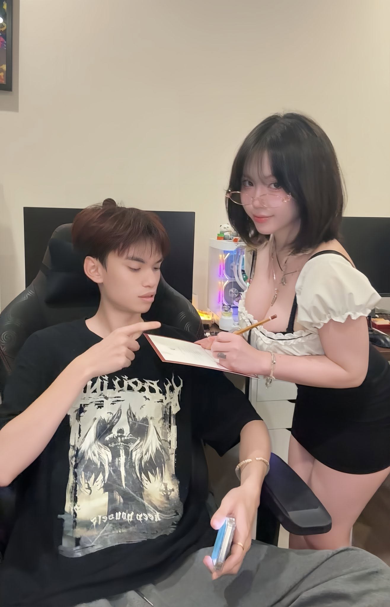 Older sister with boyfriend