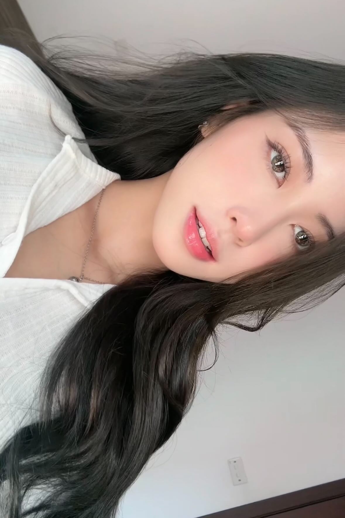 Tô Đát Kỷ modeling on The Face