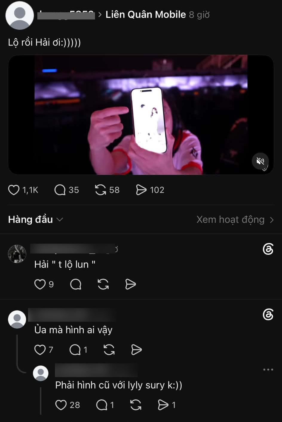 Quang Hải accidentally reveals photo with ex Lyly Sury on livestream