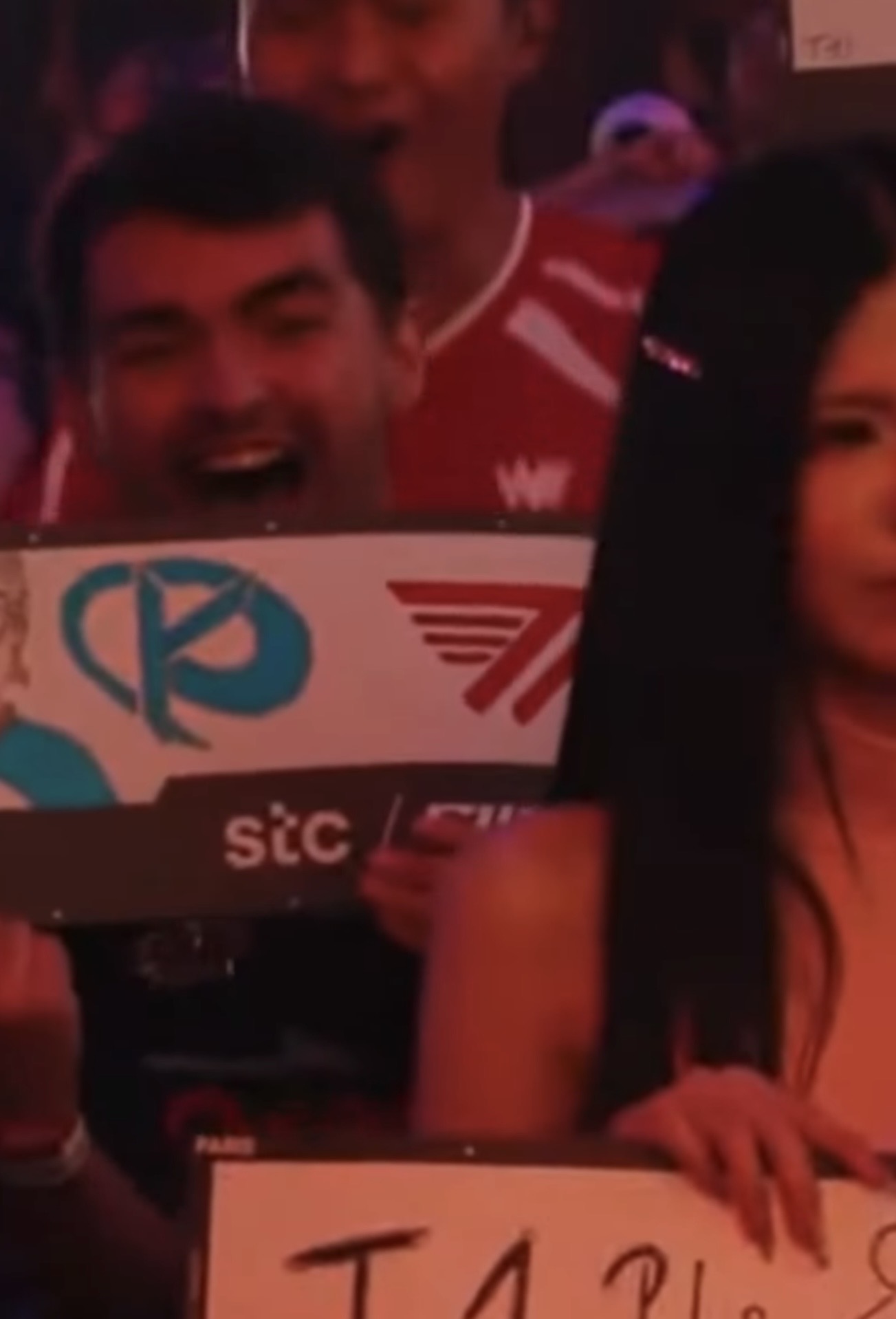 Mai Dora’s Tearful Moment Turns Into International Meme 6 Mai Dora emotional moment in the crowd