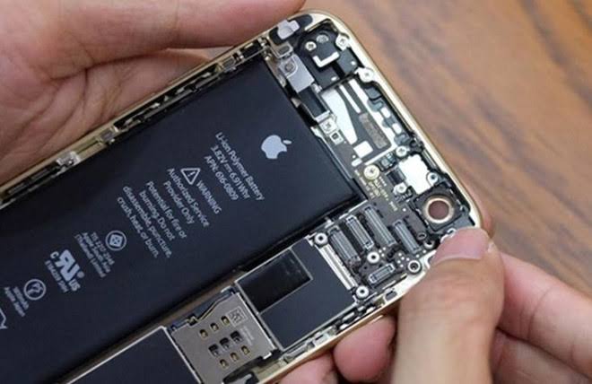 Phone Repair Warning Sparks Privacy Fears Online 4 img9903 090552 1784013812891 17840138131832005389030