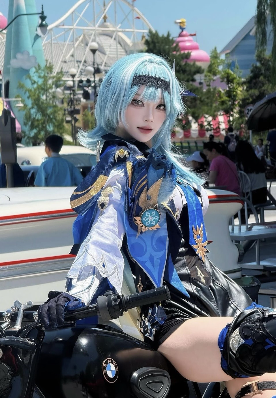 Cosplayer Specialbo_ Shares Rare Moment with Neymar on Live TV 4 specialbo_ as a Genshin Impact warrior cosplay on motorcycle