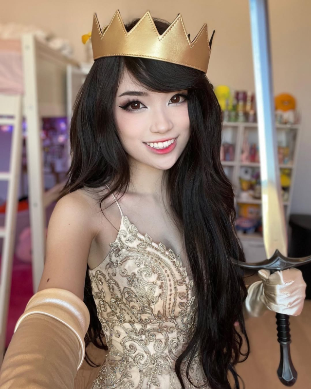 Streamer Emiru Nails Every Guy Bathroom Rule Challenge 6 Emiru's challenge goes viral