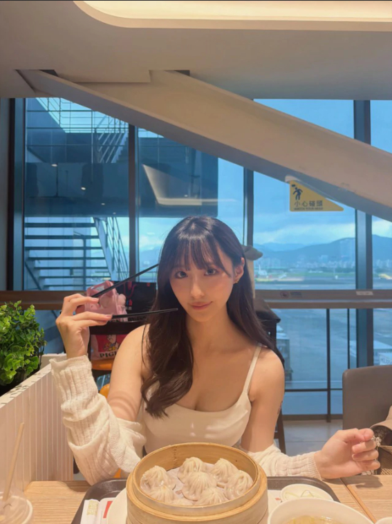 Araki Noa Shines as Japan’s New Diamond-Level Rising Star 4 Araki Noa smiling brightly