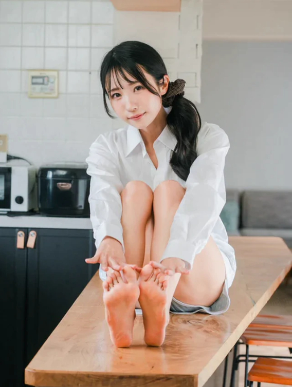Model Shimizu Mari shares similar experience